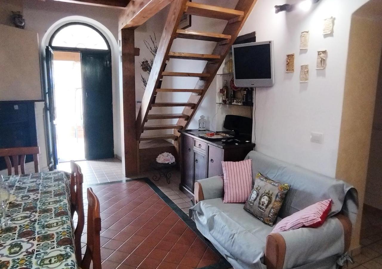 Peri Peri Guest House Mascali Exterior photo